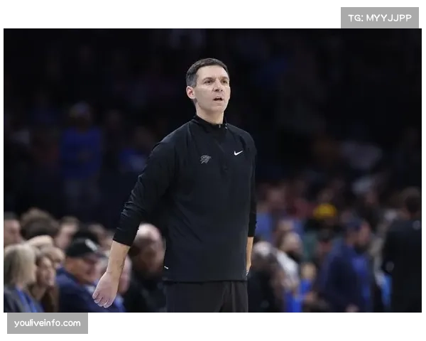 专访雷霆主帅戴格诺特:阐述“5-out”空间阵型如何定义球队新赛季打法